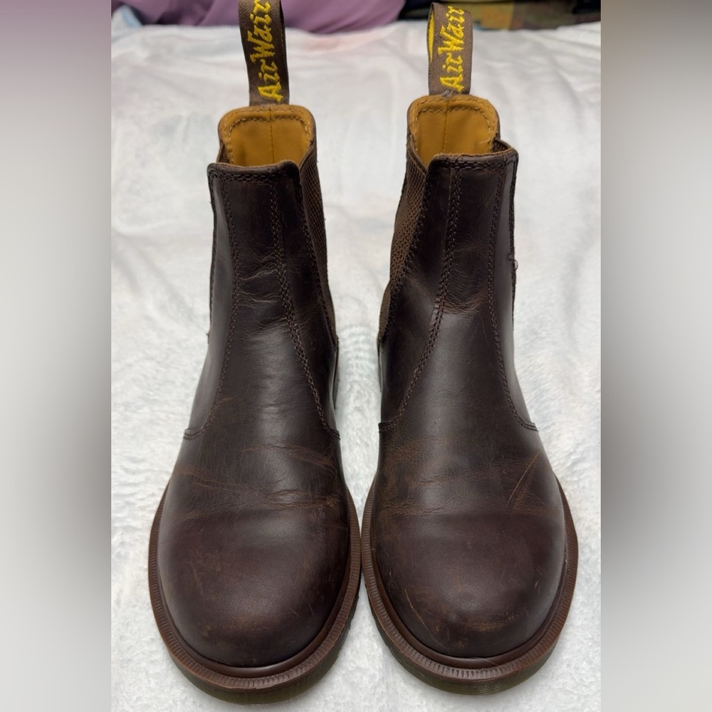 Dr. Marten brown Chelsea boot